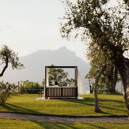 Cape Of Senses Hotel Torri Del Benaco Buitenkant foto