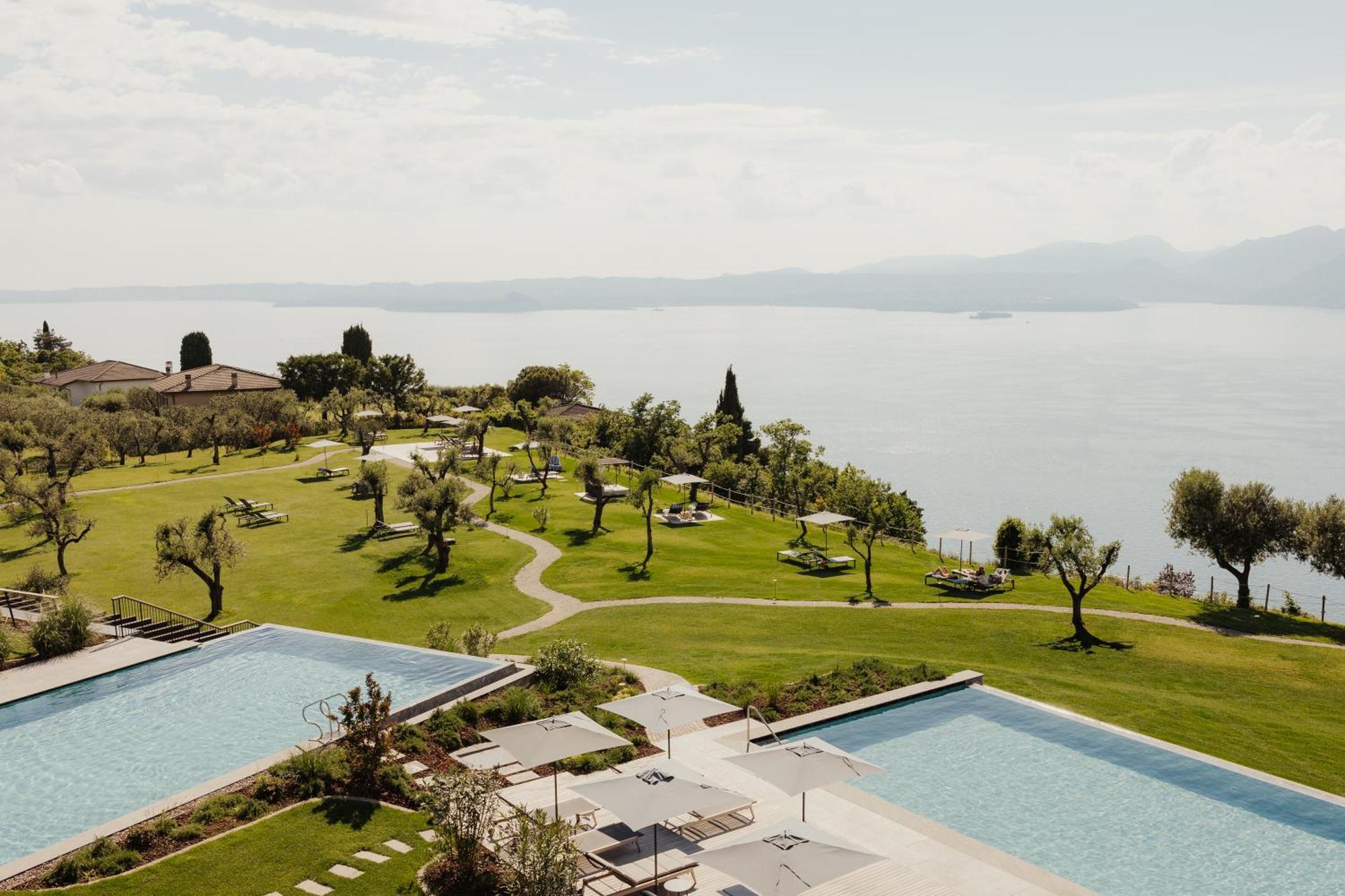 Cape Of Senses Hotel Torri Del Benaco Buitenkant foto
