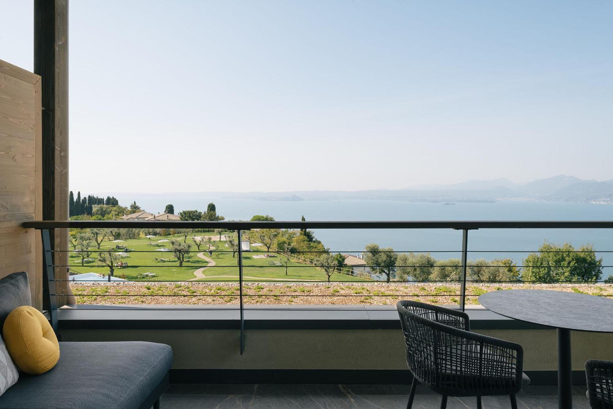 Cape Of Senses Hotel Torri Del Benaco Kamer foto